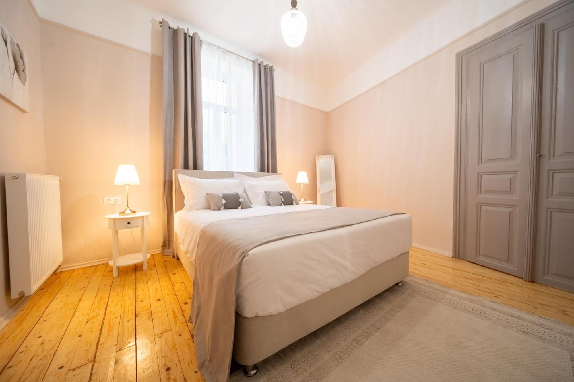 Oikia Tripodon Apartment Атина Екстериор снимка